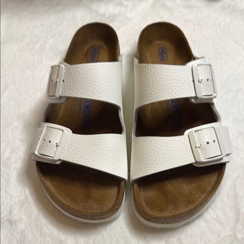 Birkenstock Women’s white Sandals